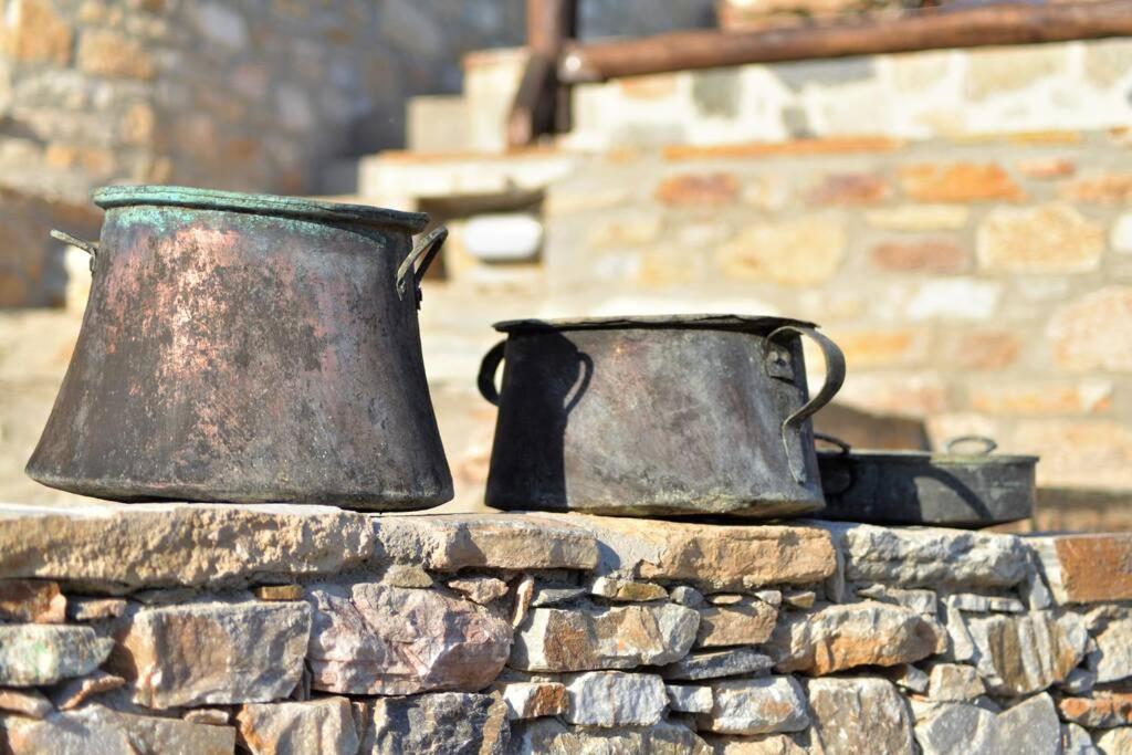 George Farmhouse Chrousa Екстериор снимка