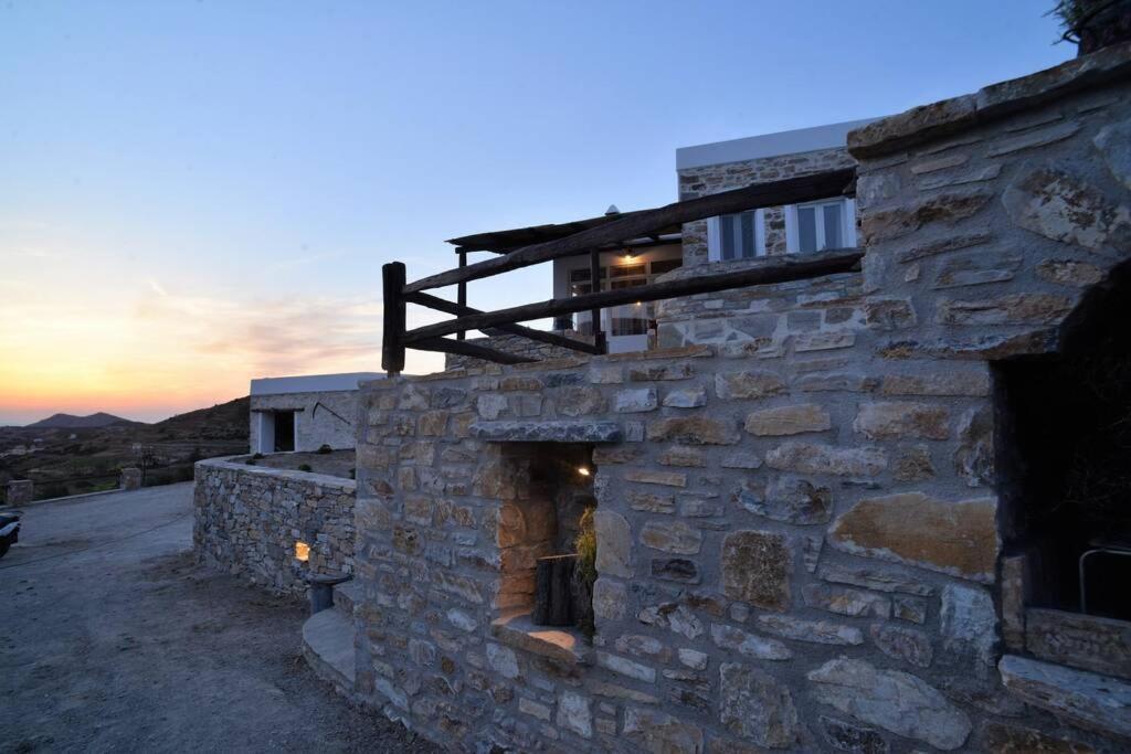 George Farmhouse Chrousa Екстериор снимка