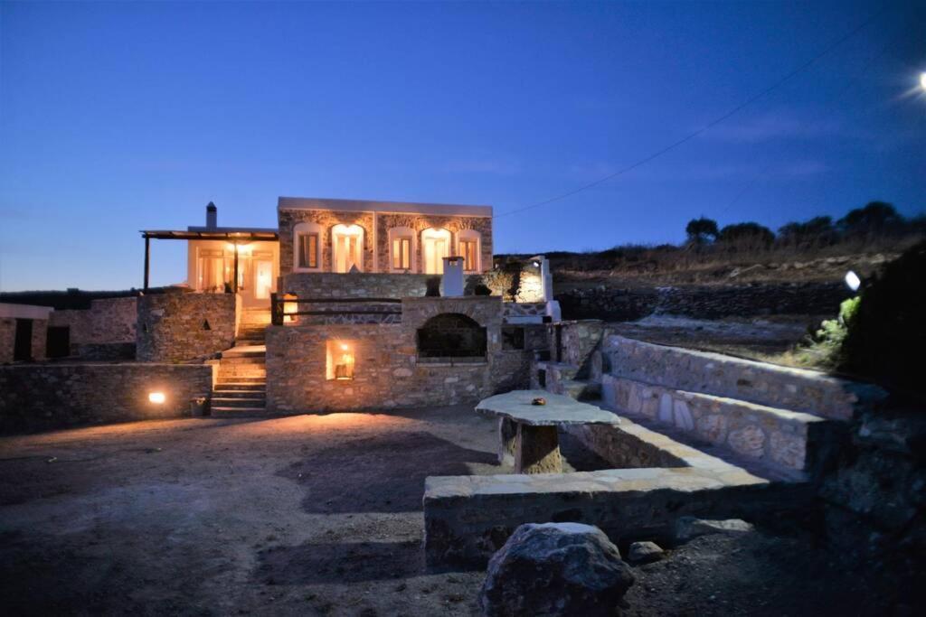 George Farmhouse Chrousa Екстериор снимка
