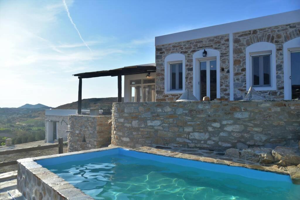 George Farmhouse Chrousa Екстериор снимка